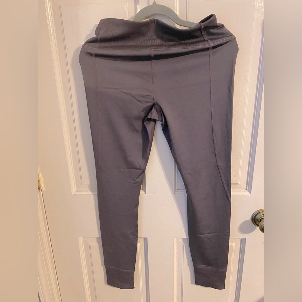 REEBOK jogger legging with rib paneling M NWOT